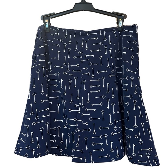 Banana Republic Factory Skirt A-Line Mini Navy Blue Nautical Key Print Size 6 - Picture 1 of 6
